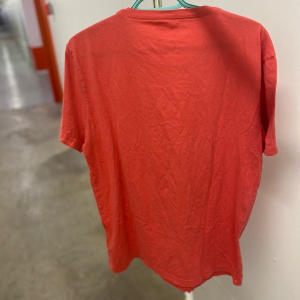 Levi’s tshirt - Picture 4 of 4
